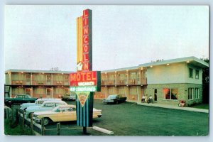 Niagara Falls Ontario Canada Postcard Lincoln Motel Parking View c1950's