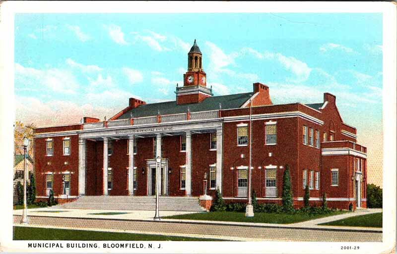 Postcard BUILDING SCENE Bloomfield New Jersey NJ AN2333