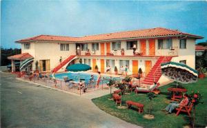 Blue Sands Motel pool 1950s Santa Barbara California Colorpicture postcard 10501