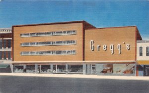 J78/ Lima Ohio Postcard Linen Gregg's Department Store Building 382