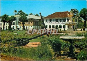 Postcard Modern French Guiana Cayenne La Poste instead of Grenoble