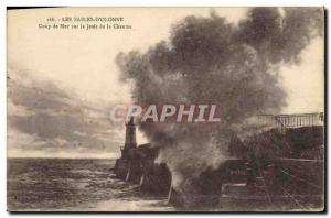 Old Postcard The Lighthouse Sables d & # 39Olonne sea Blow on the jetty of th...