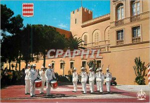 'Modern Postcard THE PRINCIPAUT� OF MONACO The rel�ve Guard at the Prince...