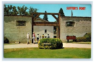 Vintage Sutters Fort Sacramento California Postcard P85E