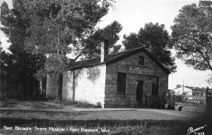 J31/ Fort Bridger Wyoming Postcard RPPC c1950s State Museum  8