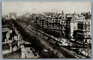 Postcard RPPC c1930s Paris France L’Avenue des Champs Elysées