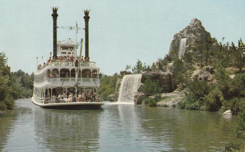 8970 Steamboat at Disneyland, California 1961