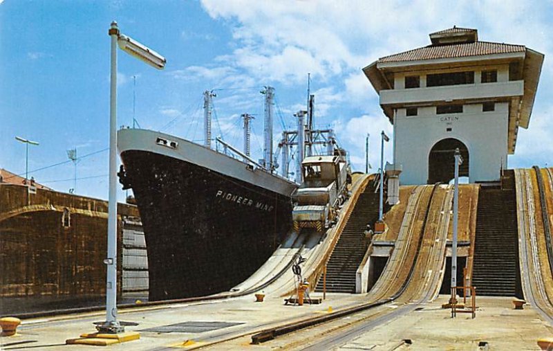 Gatun Locks Panama Canal Panama Unused 