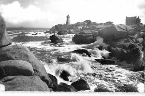 BR50740 En perros guirec le phare un jour de temepete Ploumanac h      France