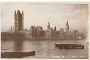 London Postcard - Houses of Parliament - Real Photo Series - Ref TZ4303