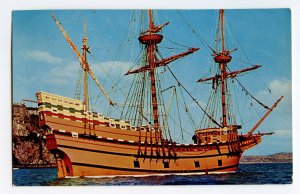 Mayflower II Built at Brixham Vintage Postcard Standard View Card 