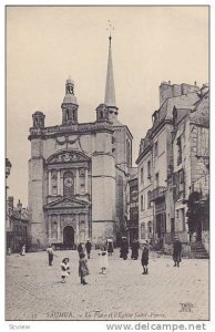 Saumur , France , 00-10s La Place et l'Eglise Saint-Pierre