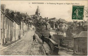 CPA MONTDIDIER - le Faubourg Becquerel et l'Église St-PIERRE (121271)