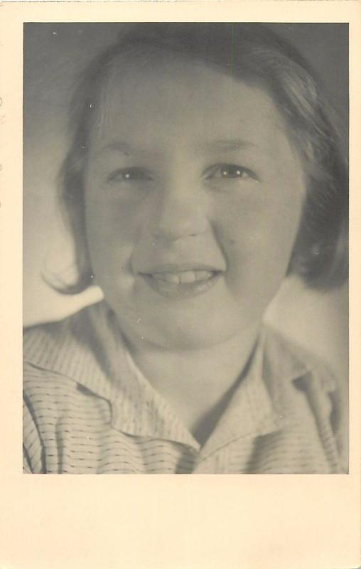 Photography photo postcard portrait of a girl