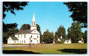 HEBRON, NH ~ New Hampshire ~ CHURCH on VILLAGE GREEN c1950s  Postcard