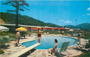 NC, Asheville, North Carolina, Howard Johnson's Motel, Swimming Pool, Hannau Pub