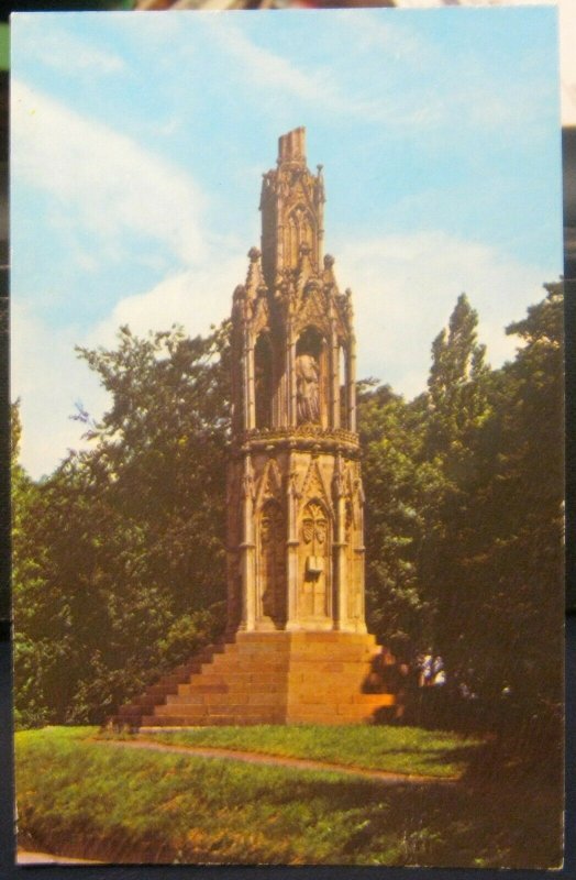 England Queen Eleanor Cross Northampton - unposted