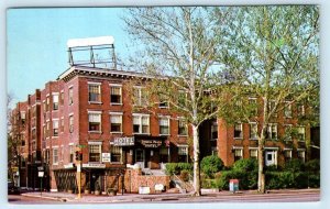 ST. LOUIS, MIssouri MO ~ Roadside LINDELL PLAZA HOTEL 1972 Postcard