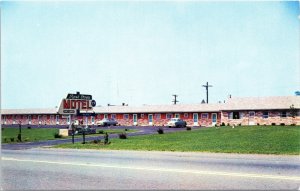 Postcard MD Hagerstown Rest Over Motel near Route 40 Dexter Press 1957 V191