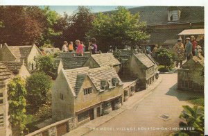 Gloucestershire Postcard - The Model Village - Bourton-On-The-Water - RefTZ8144