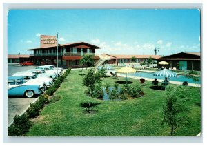 1950's Thunderbird Lodge U.S. Hwy 80 Abilene, TX Postcard P166 