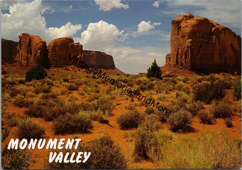 Monument Valley Arizona - Utah Postcard PC233