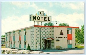 UTICA, New York NY~ Roadside A-1 MOTEL Mid Century c1960s Oneida County Postcard