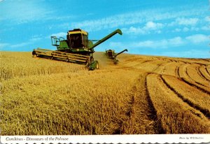 Washington Wheat Field Combines Dinosaurs Of The Palouse