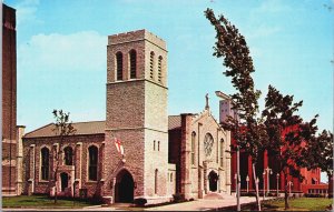 Old Mariners Church Serves Detroit's New Civic Center Michigan Postcard C128