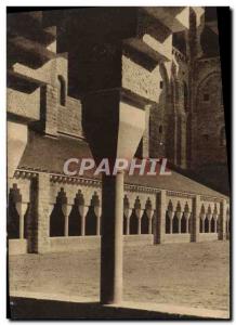 Old Postcard L & # 39Abbaye St Pierre De Solesmes The new cloister