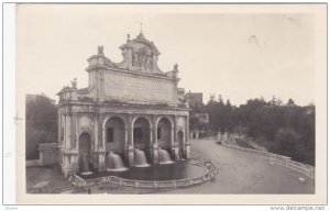 RP; ROMA, Lazio, Italy; Gianicolo, Fontana dell' Acqua Paola, 10-20s