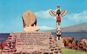 MAUI LU RESORT Kihei, Hawaii Totem Pole Maalaea Bay 1973 Rare Vintage Postcard