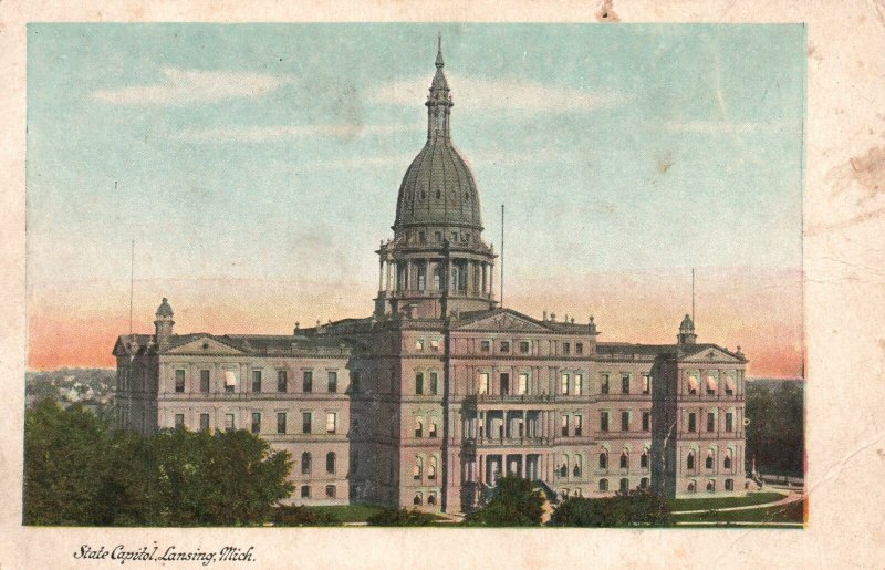 Vintage Postcard State Capitol Building Historical Landmark Lansing Michigan MI