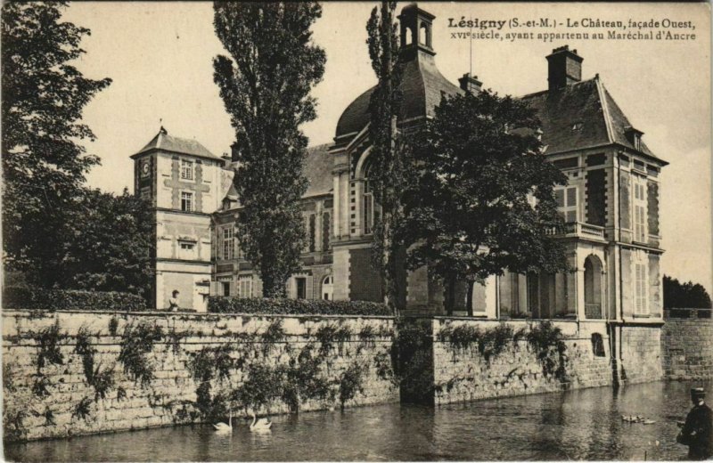 CPA LESIGNY - Le Chateau facade Ouest (120040)