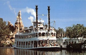 Gathering steam?????Frontiers Mark Twain Disneyland, CA, USA Disney Unused 