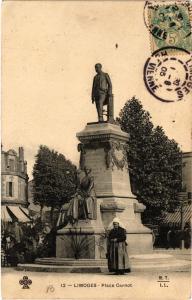 CPA LIMOGES - Place Carnot (390850)