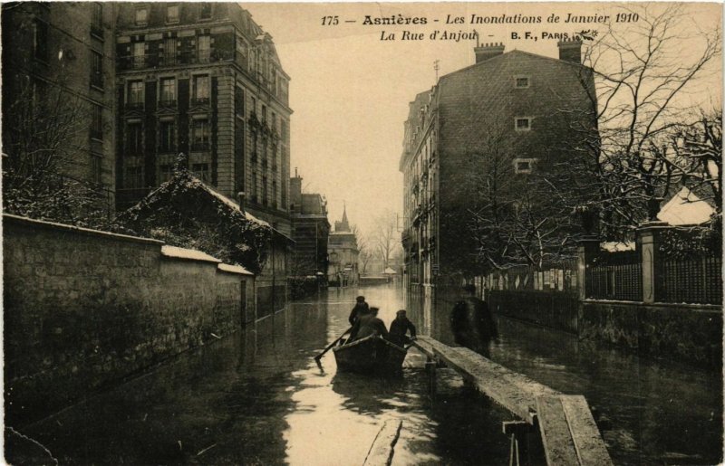 CPA PARIS 8e Asnieres Les Inondations de Janvier 1910, La Rue d'Anjou (258704)