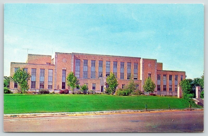 Jonesboro~Arkansas State College~Admin Bldg~Stone Pillars Gate~Trees/Shrubs 1956 