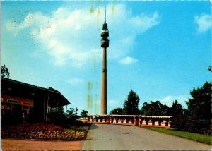 VINTAGE CONTINENTAL SIZE POSTCARD WESTFALENPARK RADIO TOWER DORTMUND GERMANY