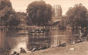 BR75190 maidenhead view over river bank   uk
