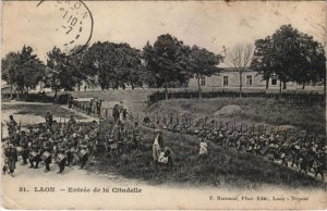 CPA LAON Escaller de la citadelle (157347)