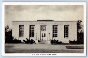 Sayre Oklahoma Postcard US Post Office Exterior Building c1940 Vintage Antique