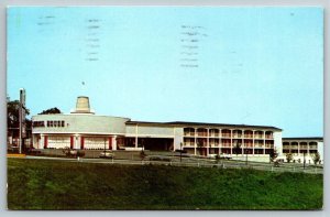 St. Petersburg Virginia America House  Motor Inn and Restaurant   Postcard  1971