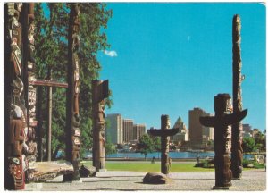 Totem Poles, Stanley Park, Vancouver, British Columbia, Chrome Postcard #2