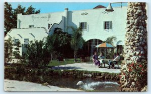 HOMOSASSA SPRINGS, FL ~ Roadside HOMA ARCADIA MOTEL Apartments c1960s Postcard