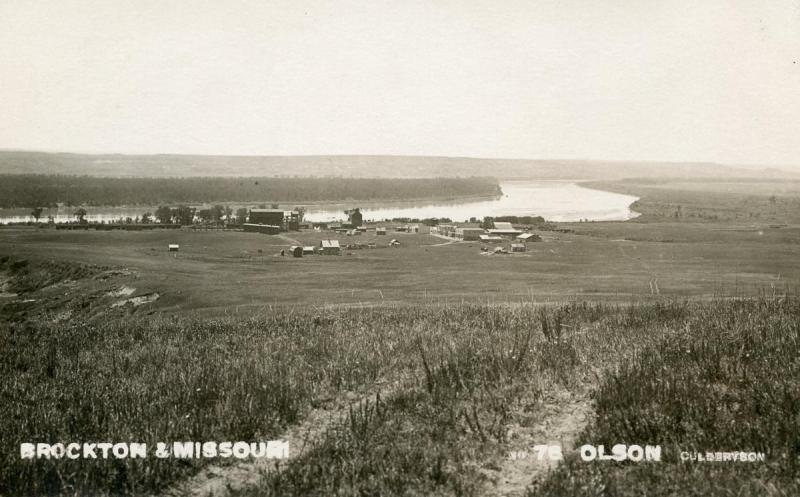 MT - Brockton and Missouri River. Bird's Eye View.   *RPPC