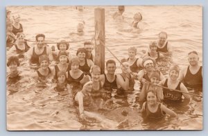 J95/ Great Salt Lake Utah RPPC Postcard c1910 Bathers Crowd Swimming 80