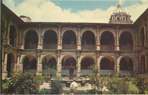 Claustro principal del Convento de la Merced PERU