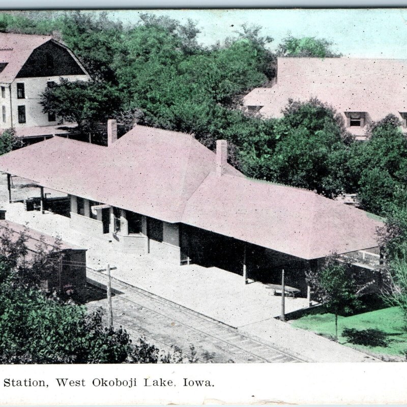 c1910s West Okoboji Lake, IA Arnold's Park Railway Station Train Depot PC A172