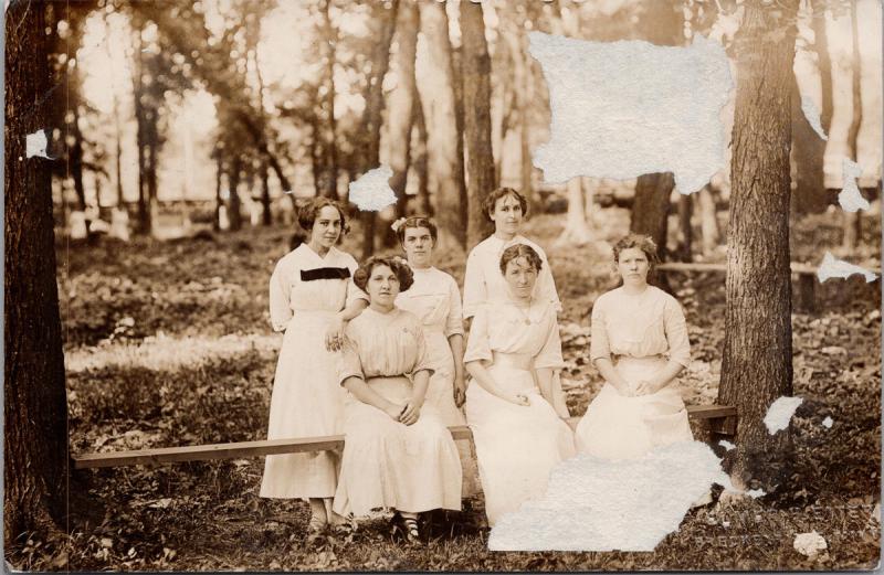 6 Young Women Nurses ??? Breckenridge MN Elmer Eiter RPPC Postcard E35 *As Is